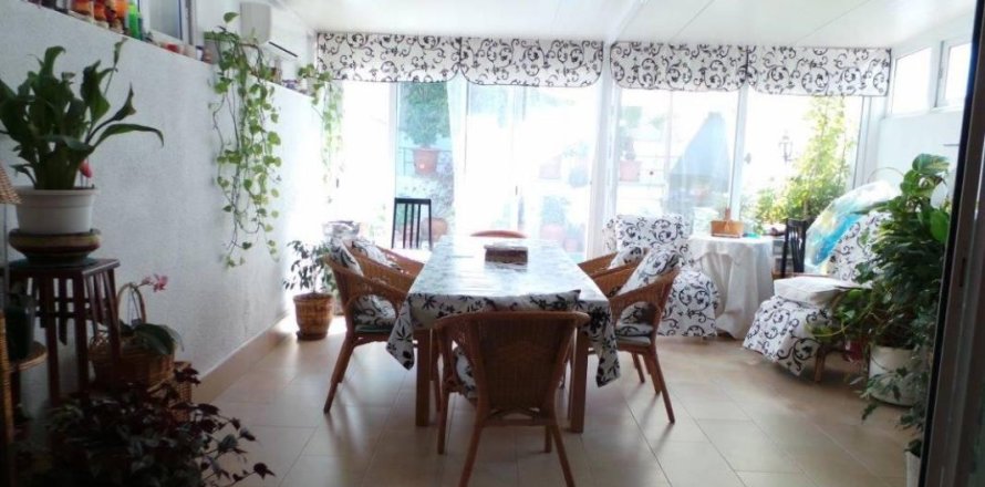 Villa Badalona, Barcelona, Espagne 3 chambres, 314 m2 No. 133453