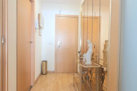 Apartment à vendre L'Hospitalet de Llobregat, Barcelona, Espagne, 3 chambres, 78 m2 No. 133458 - photo 13