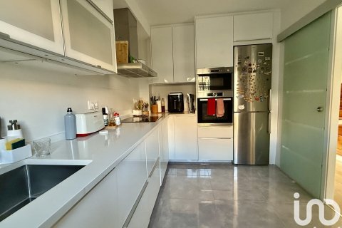 Dom w Sant Andreu de Llavaneres, Barcelona, Hiszpania 4 sypialnie, 196 mkw. nr 153739 – zdjęcie 4