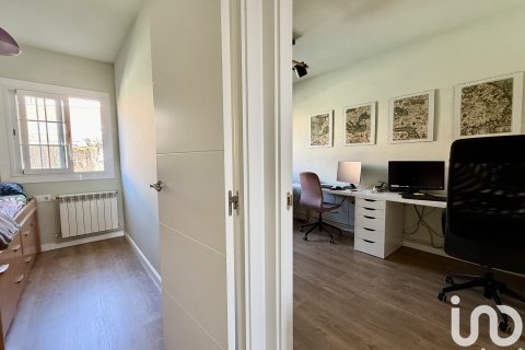 Dom w Sant Andreu de Llavaneres, Barcelona, Hiszpania 4 sypialnie, 196 mkw. nr 153739 – zdjęcie 19