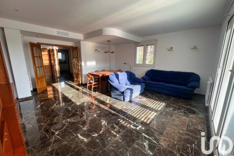 Wohnung zum Verkauf in Castelldefels, Barcelona, Spanien 5 Schlafzimmer, 207 m2 Nr. 153741 - Foto 4