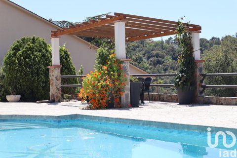 Hus till salu i Castellar Del Valles, Barcelona, Spanien 4 sovrum, 214 kvm. Nr. 153737 - foto 4