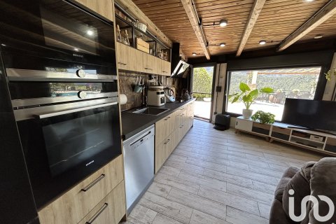 Hus till salu i Castellar Del Valles, Barcelona, Spanien 4 sovrum, 214 kvm. Nr. 153737 - foto 21