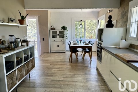 Hus till salu i Castellar Del Valles, Barcelona, Spanien 4 sovrum, 214 kvm. Nr. 153737 - foto 10