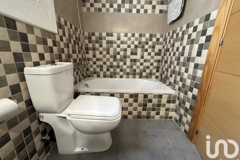 Hus till salu i Castellar Del Valles, Barcelona, Spanien 4 sovrum, 214 kvm. Nr. 153737 - foto 6