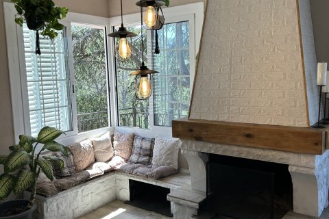 Hus till salu i Castellar Del Valles, Barcelona, Spanien 4 sovrum, 214 kvm. Nr. 153737 - foto 12