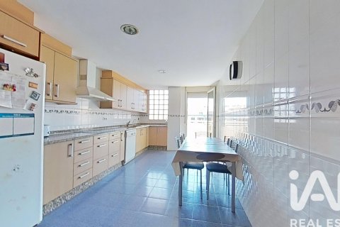 Penthäuser zum Verkauf in Vila-real, Castellon, Spanien 6 Schlafzimmer, 244 m2 Nr. 172276 - Foto 4