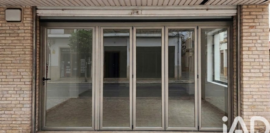 Propiedad comercial en San Antonio De Portmany, Ibiza, España 72 m2 No. 172274