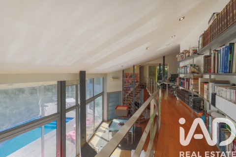 Сasa en venta en Tarragona, España 4 dormitorios, 544 m2 No. 172279 - foto 6