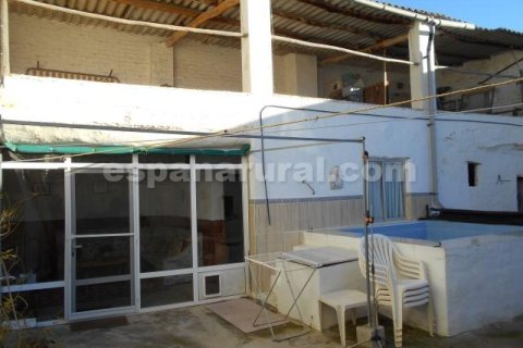 House for sale in Caniles, Granada, Spain 5 bedrooms, 202 sq.m. No. 184165 - photo 12