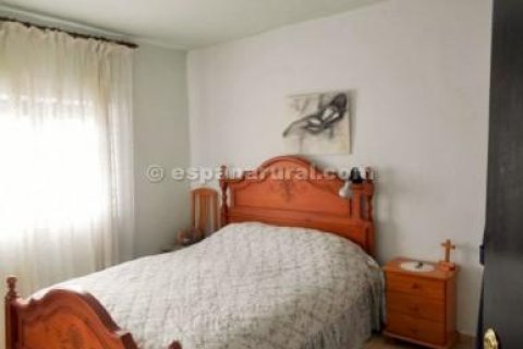 House for sale in Caniles, Granada, Spain 5 bedrooms, 202 sq.m. No. 184165 - photo 7