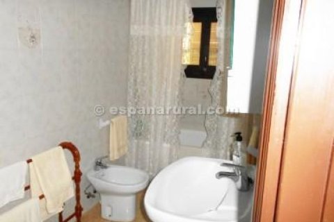 House for sale in Caniles, Granada, Spain 5 bedrooms, 202 sq.m. No. 184165 - photo 6