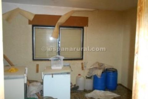 House for sale in Albanchez, Almeria, Spain 4 bedrooms, 160 sq.m. No. 184167 - photo 3