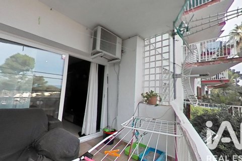Apartment for sale in Salou, Tarragona, Spain 3 bedrooms, 80.49 sq.m. No. 185382 - photo 6