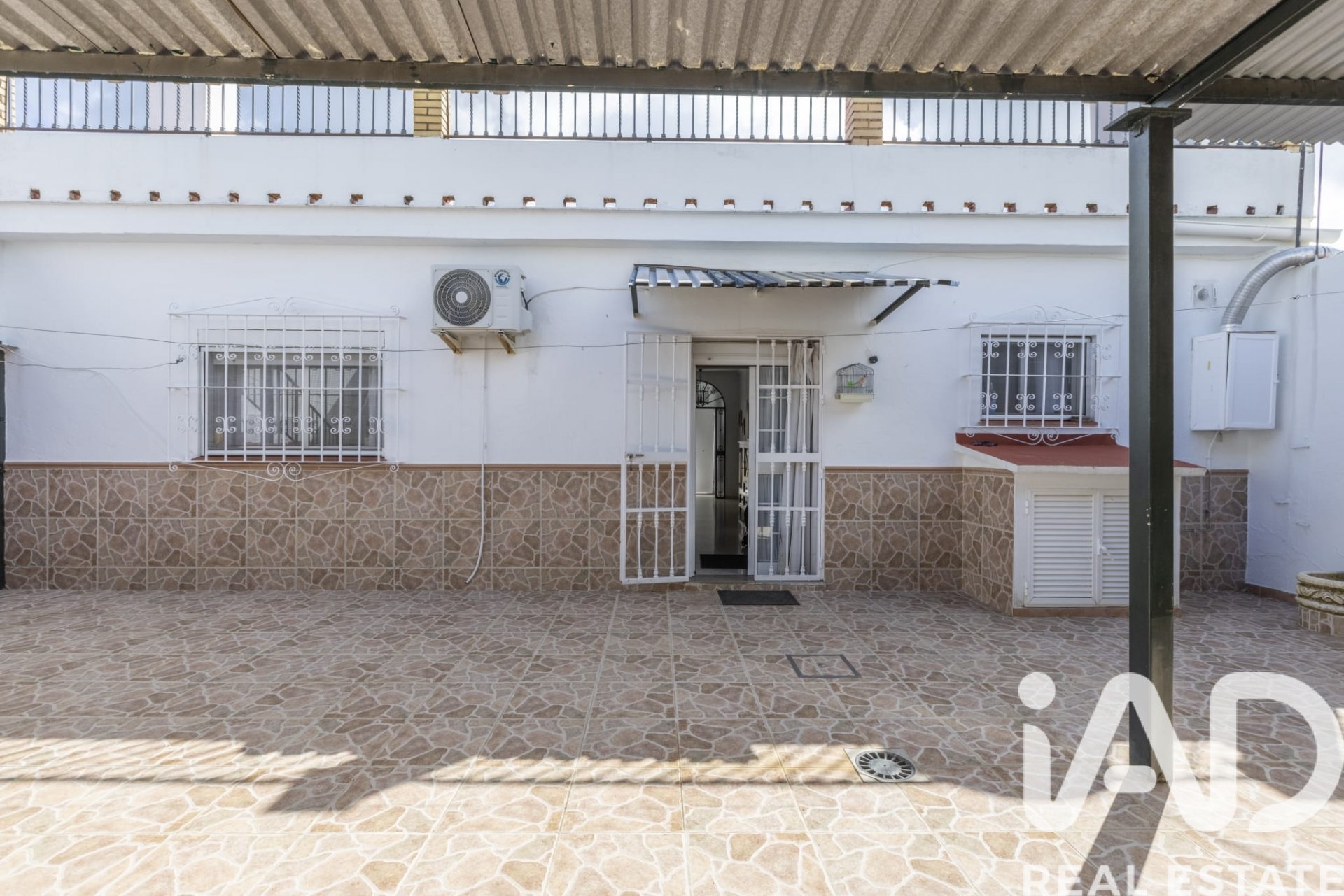 Hus i Guillena, Seville, Spanien 3 sovrum, 153 kvm. Nr. 185380