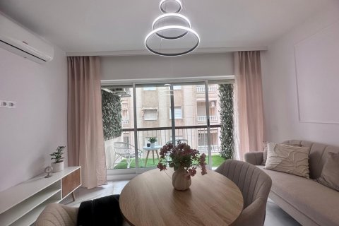 Apartment à vendre à Torrevieja, Alicante, Espagne, 1 chambre, 51 m2 No. 184292 - photo 7