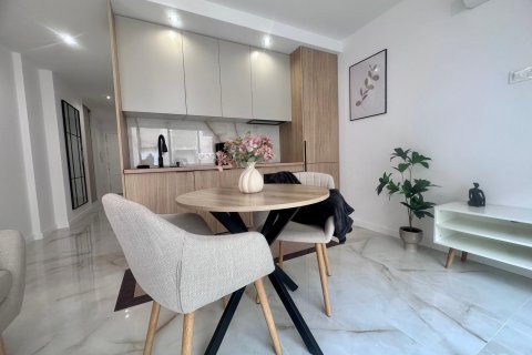 Apartment à vendre à Torrevieja, Alicante, Espagne, 1 chambre, 51 m2 No. 184292 - photo 6