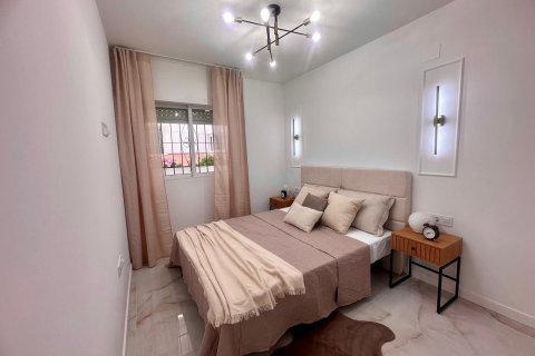 Apartment à vendre à Torrevieja, Alicante, Espagne, 1 chambre, 51 m2 No. 184292 - photo 14