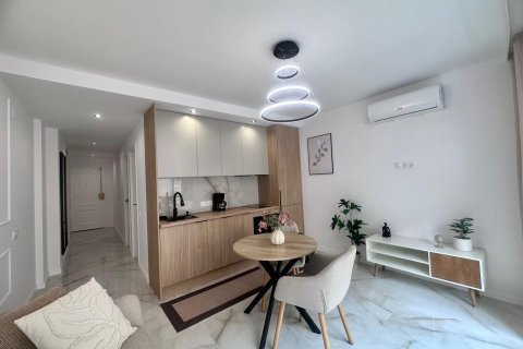 Apartment à vendre à Torrevieja, Alicante, Espagne, 1 chambre, 51 m2 No. 184292 - photo 4