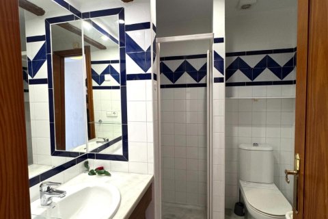 Apartment for sale in Torrevieja, Alicante, Spain 3 bedrooms, 94 sq.m. No. 156084 - photo 11