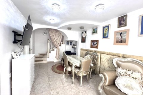 Casa adosada en venta en Playa Flamenca II, Alicante, España 5 dormitorios, 103 m2 No. 156088 - foto 5