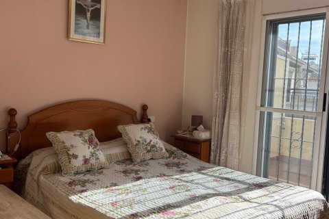 Townhouse zum Verkauf in Punta Prima, Alicante, Spanien 2 Schlafzimmer, 80 m2 Nr. 156090 - Foto 25