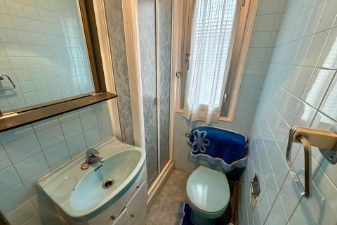 Продажа квартиры в Мадрид, Испания 2 спальни, 70м2 №142394 - фото 19