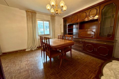 Продажа квартиры в Мадрид, Испания 2 спальни, 70м2 №142394 - фото 2