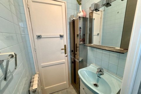 Продажа квартиры в Мадрид, Испания 2 спальни, 70м2 №142394 - фото 20