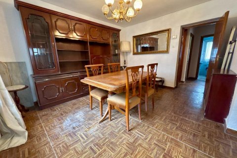 Продажа квартиры в Мадрид, Испания 2 спальни, 70м2 №142394 - фото 5