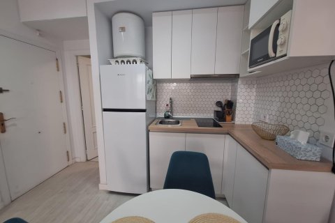 Apartamento en alquiler en Torrevieja, Alicante, España 22 m2 No. 142396 - foto 5