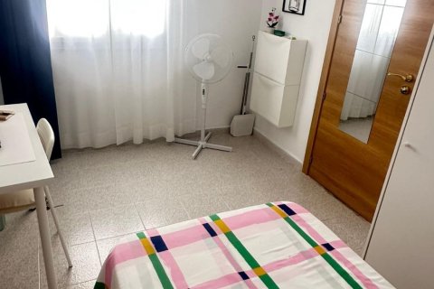 Продажа квартиры в Аликанте, Испания 1 спальня, 113м2 №142392 - фото 18