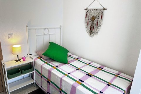 Продажа квартиры в Аликанте, Испания 1 спальня, 113м2 №142392 - фото 3