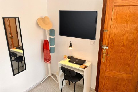 Продажа квартиры в Аликанте, Испания 1 спальня, 113м2 №142392 - фото 24