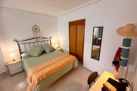 Продажа квартиры в Аликанте, Испания 1 спальня, 113м2 №142392 - фото 25