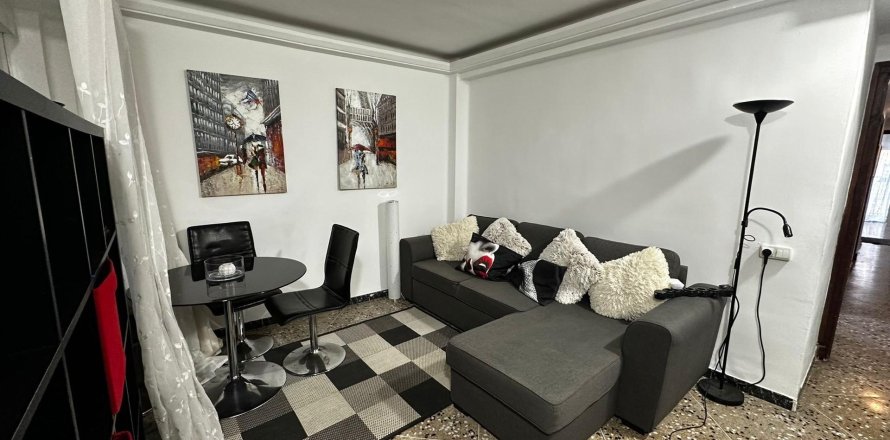 Apartment in Valencia, Spain 2 bedrooms, 71 sq.m. No. 142391