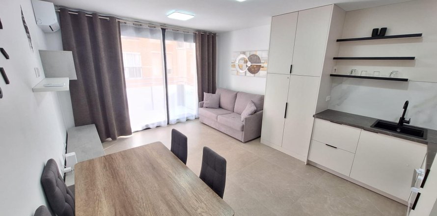 Huoneisto Torrevieja, Alicante, Espanja 1 makuuhuone, 84 m2 No. 142395