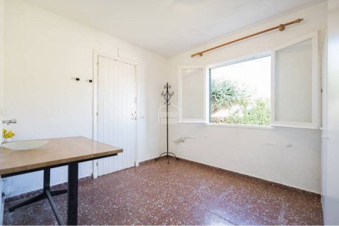 Huvila myytävänä Es Castell, Menorca, Espanja, 5 makuuhuonetta, 135 m2 No. 147587 - kuva 12