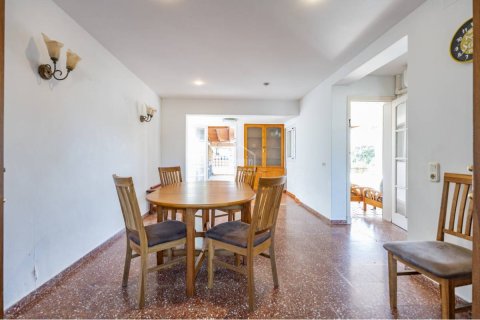 Huvila myytävänä Es Castell, Menorca, Espanja, 5 makuuhuonetta, 135 m2 No. 147587 - kuva 4