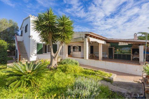 Huvila myytävänä Es Castell, Menorca, Espanja, 5 makuuhuonetta, 135 m2 No. 147587 - kuva 2