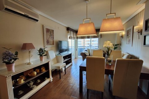 Kattohuoneisto vuokrattavana Villajoyosa, Alicante, Espanja, 3 makuuhuonetta, 140 m2 No. 147585 - kuva 2