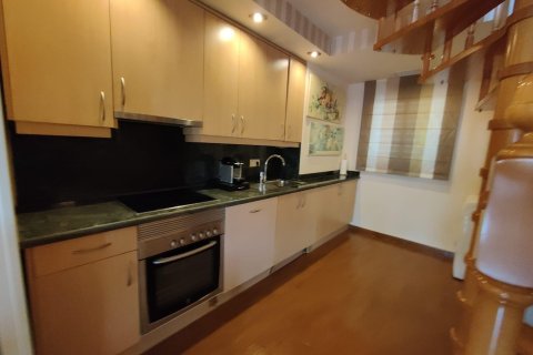 Kattohuoneisto vuokrattavana Villajoyosa, Alicante, Espanja, 3 makuuhuonetta, 140 m2 No. 147585 - kuva 17