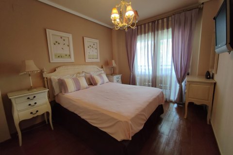 Kattohuoneisto vuokrattavana Villajoyosa, Alicante, Espanja, 3 makuuhuonetta, 140 m2 No. 147585 - kuva 24