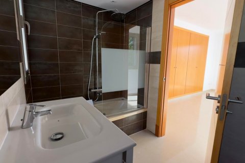 Huvila vuokrattavana Cala Vinyes, Mallorca, Espanja, 4 makuuhuonetta, 306 m2 No. 147589 - kuva 16