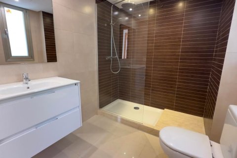 Huvila vuokrattavana Cala Vinyes, Mallorca, Espanja, 4 makuuhuonetta, 306 m2 No. 147589 - kuva 24