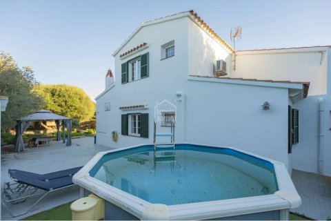 Huvila myytävänä Es Castell, Menorca, Espanja, 5 makuuhuonetta, 195 m2 No. 147588 - kuva 2