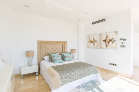 Villa till salu Moraira, Alicante, Spanien 4 sovrum, 559 kvm. Nr. 135687 - foto 24