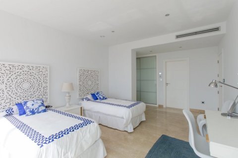Villa till salu Moraira, Alicante, Spanien 4 sovrum, 559 kvm. Nr. 135687 - foto 20
