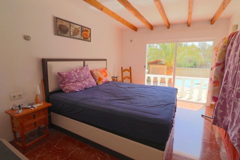 Villa till salu La Nucia, Alicante, Spanien 4 sovrum, 215 kvm. Nr. 135691 - foto 20