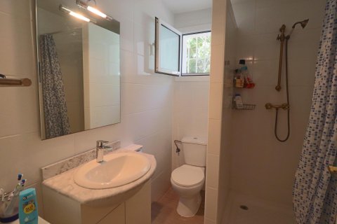 Villa till salu La Nucia, Alicante, Spanien 4 sovrum, 215 kvm. Nr. 135691 - foto 15